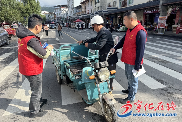 安乐镇:常态化开展道路交通安全宣传